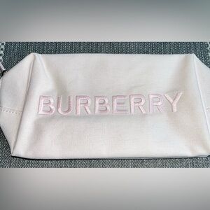 Light pink Burberry makeup/ toiletries pouf! New without tags
